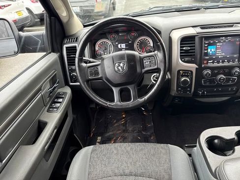 Used 2018 RAM 1500 Big Horn image 35