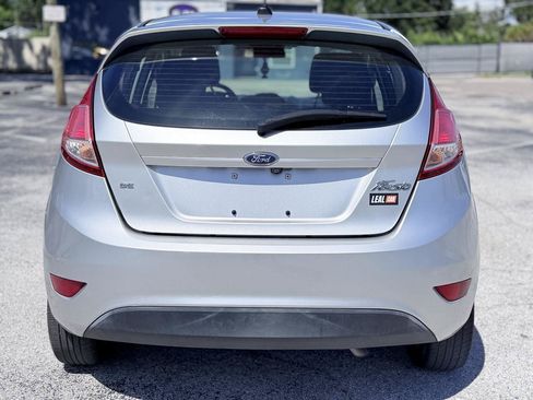 Used 2019 Ford Fiesta SE FWD image 4