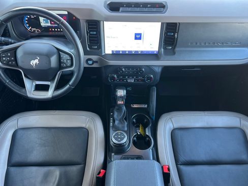 Used 2024 Ford Bronco Wildtrak AWD/4WD image 14