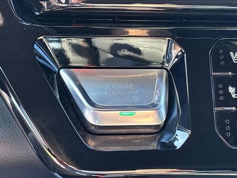 Used 2024 GMC Sierra 2500 AT4 w/ AT4 Premium Plus Package AWD/4WD image 34