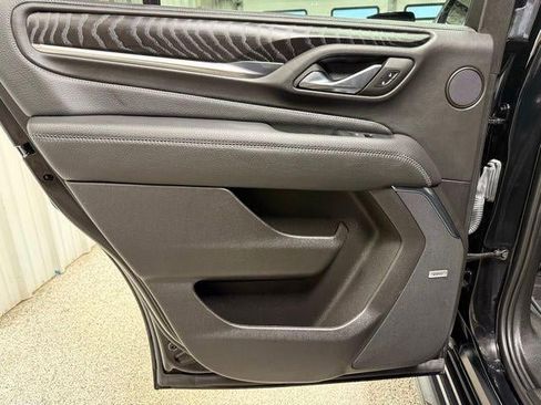 Used 2023 GMC Yukon Denali image 19