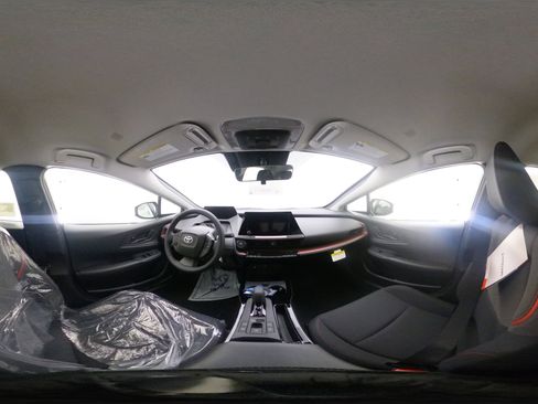 New 2026 Toyota Prius Plug-In Hybrid image 33