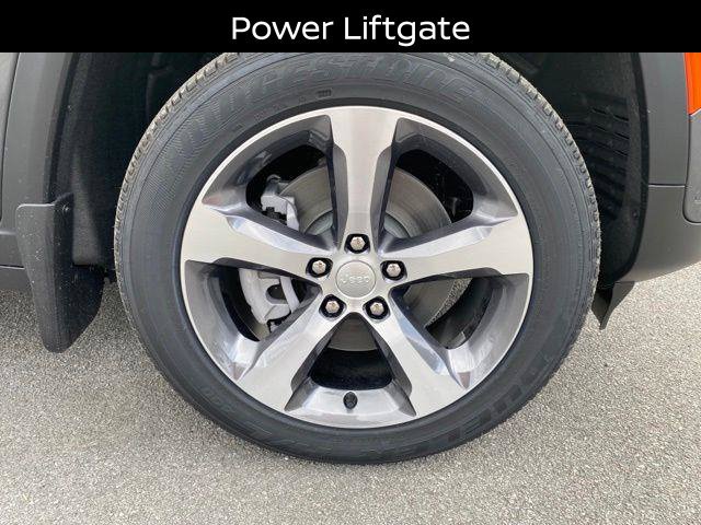 Used 2024 Jeep Grand Cherokee Limited 4xe w/ Luxury Tech Group II AWD/4WD image 19