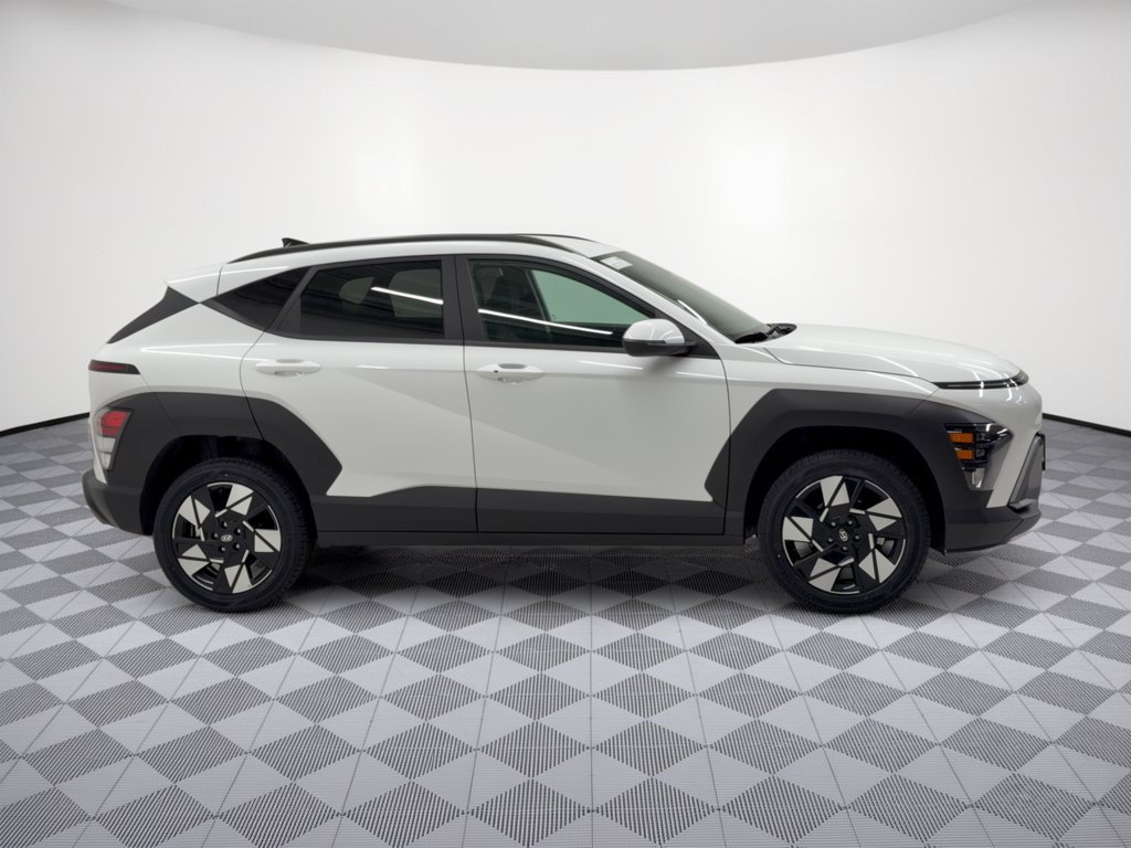Used 2025 Hyundai Kona SEL AWD/4WD image 8
