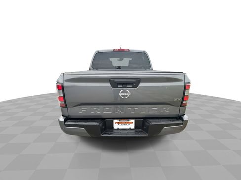 Used 2022 Nissan Frontier SV image 7