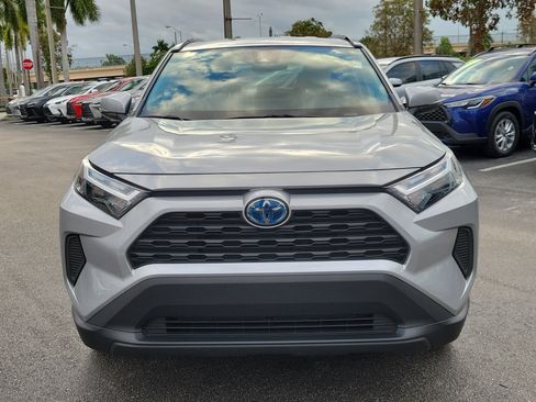 Used 2024 Toyota RAV4 XLE image 2