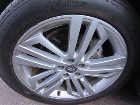 Used 2019 Audi Q5 2.0T Premium Plus image 15