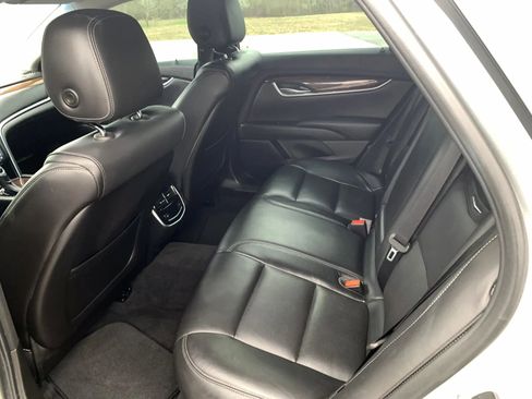 Used 2017 Cadillac XTS Luxury image 26