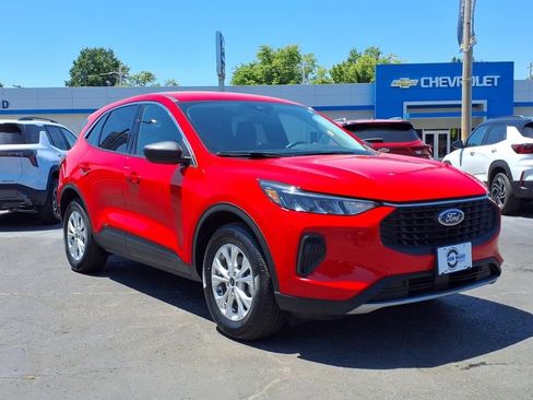 Used 2024 Ford Escape Active image 5