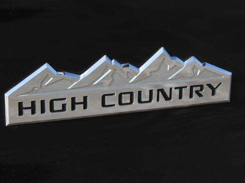 Used 2017 Chevrolet Silverado 2500 High Country image 25