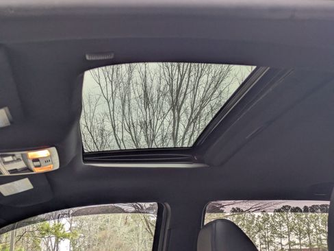 Used 2020 Toyota Tacoma TRD Off-Road image 15