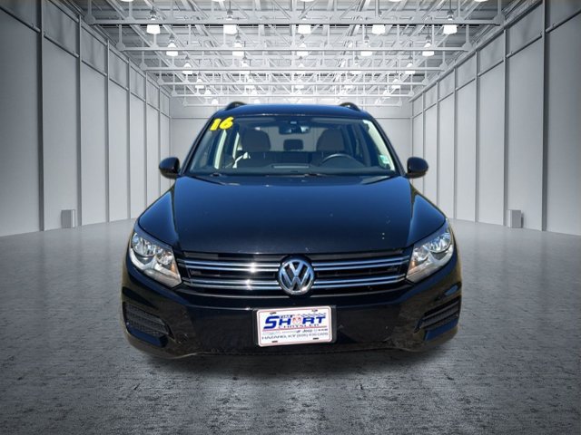 Used 2016 Volkswagen Tiguan S FWD image 2