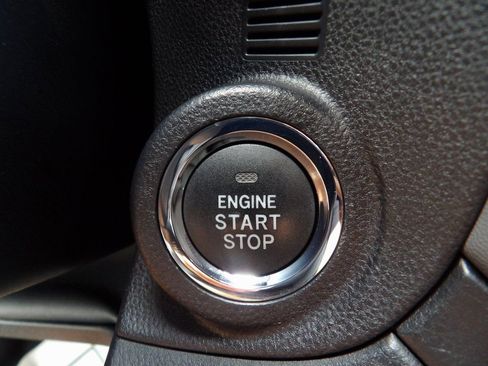 Used 2023 Subaru Outback Onyx Edition image 23