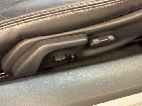 Used 2005 Chevrolet Corvette Coupe w/ Preferred Equipment Group image 17