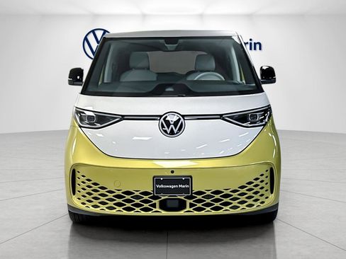 New 2025 Volkswagen ID. Buzz 1st Edition image 8