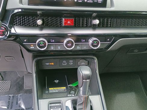 Used 2024 Honda CR-V Sport Touring image 19