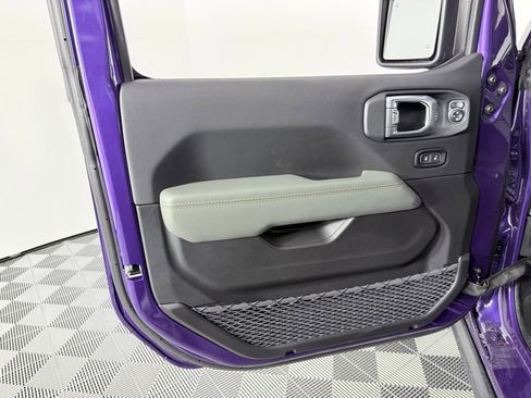 New 2026 Jeep Gladiator Mojave image 9