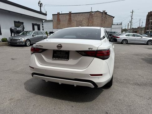 Used 2021 Nissan Sentra SV FWD image 3