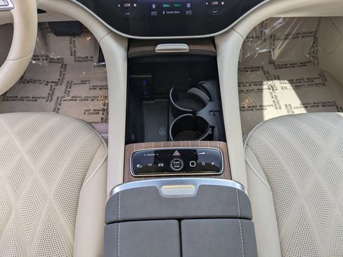 Certified 2023 Mercedes-Benz EQS 580 4MATIC Sedan image 6