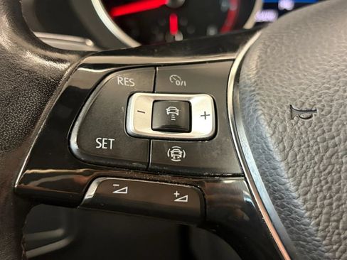 Used 2021 Volkswagen Tiguan SE R-Line AWD/4WD image 30