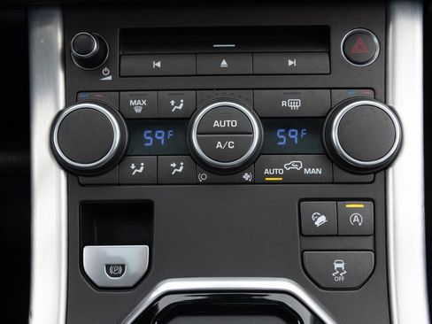 Used 2017 Land Rover Range Rover Evoque SE image 33