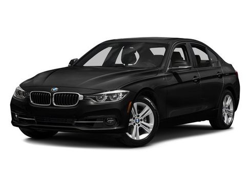 Used 2018 BMW 330i Sedan RWD image 1