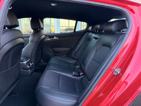 Used 2021 Kia Stinger GT image 23