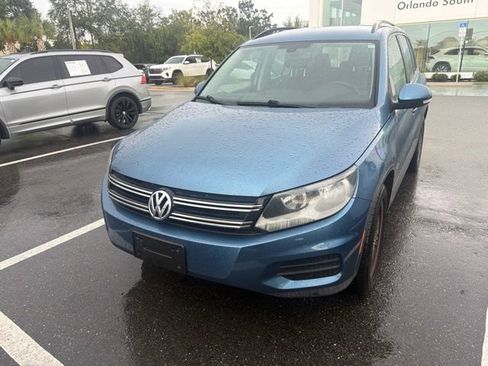 Used 2017 Volkswagen Tiguan S AWD/4WD image 7