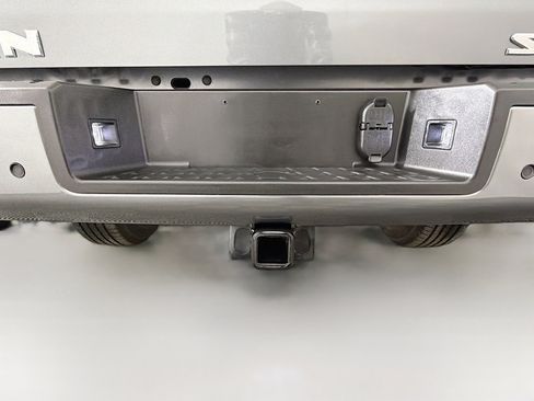 Used 2022 Nissan Titan SV w/ Accessory Utility Package image 34