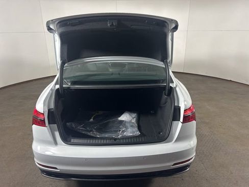 Used 2025 Audi A6 2.0T Premium w/ Convenience Plus Package image 18