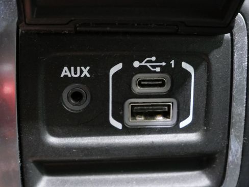 Used 2022 Jeep Wrangler Unlimited Sport AWD/4WD image 23