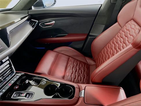 Used 2023 Audi RS e-tron GT w/ Carbon Performance Package image 25