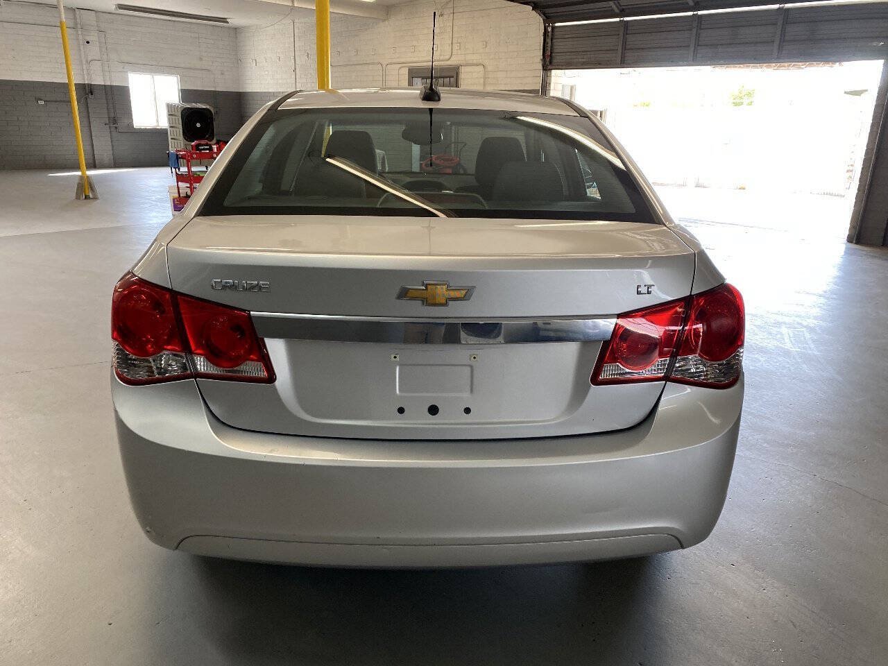 Used 2016 Chevrolet Cruze LT FWD image 5