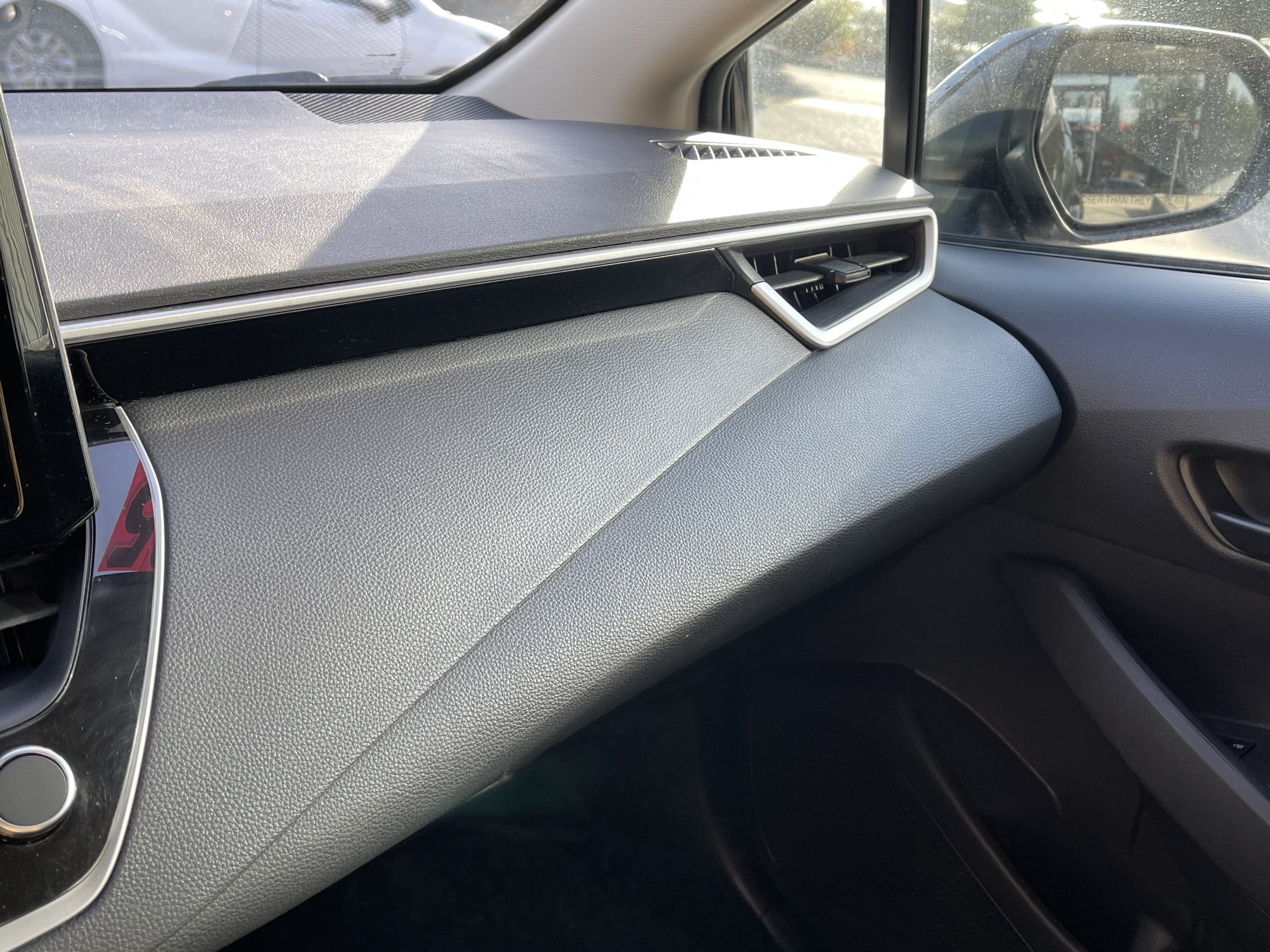 Certified 2025 Toyota Corolla LE FWD image 23