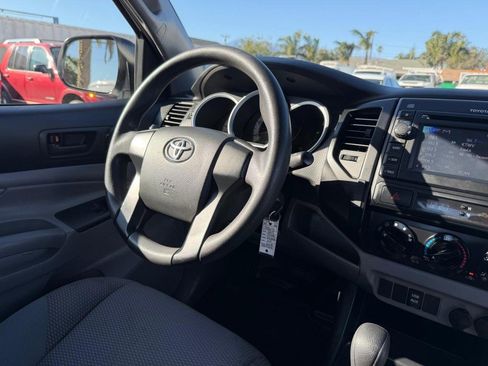 Used 2013 Toyota Tacoma 2WD Access Cab image 28
