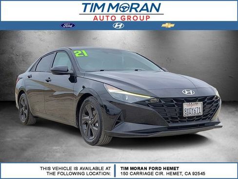 Used 2021 Hyundai Elantra SEL FWD image 1