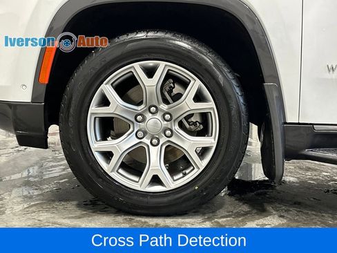 Used 2022 Jeep Wagoneer Series II image 12