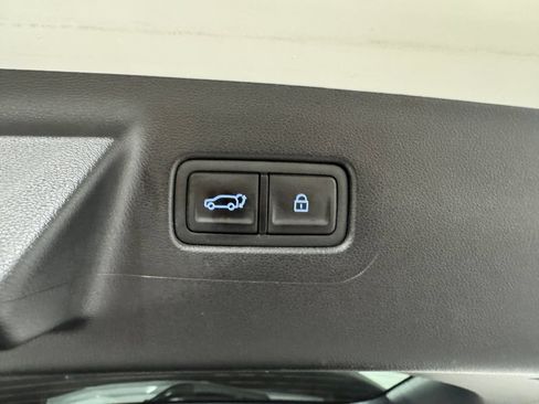 Used 2025 Hyundai Santa Fe SEL FWD image 34