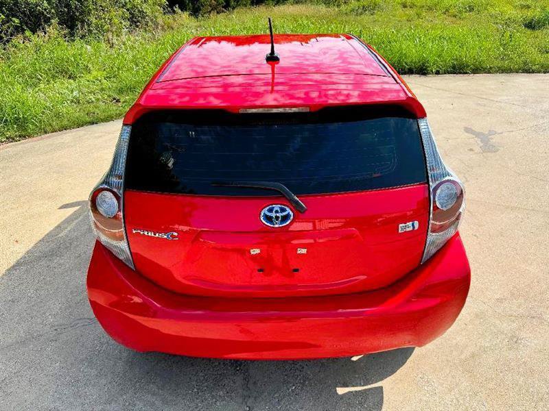 Used 2012 Toyota Prius C Three FWD image 16