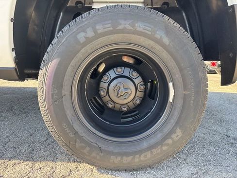 New 2026 RAM 3500 Tradesman image 15