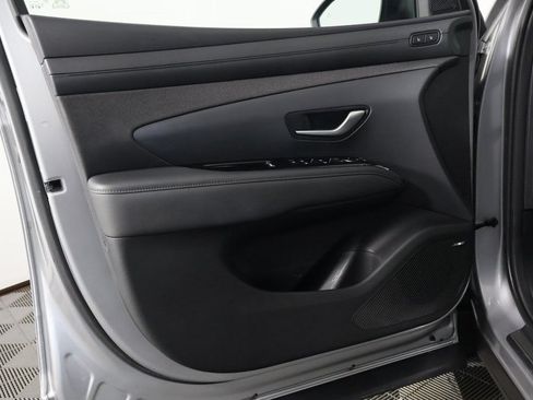 Used 2025 Hyundai Tucson Limited AWD/4WD image 12