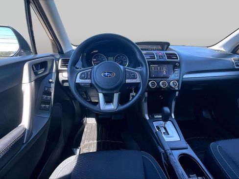 Used 2018 Subaru Forester 2.5i Premium w/ Protection Package #1A AWD/4WD image 5