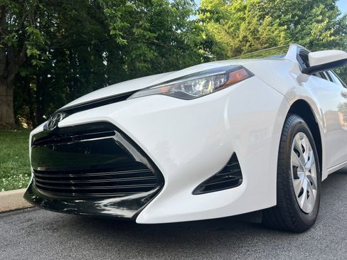 Used 2017 Toyota Corolla L w/ Carpet Mat Package (TMS) FWD image 63