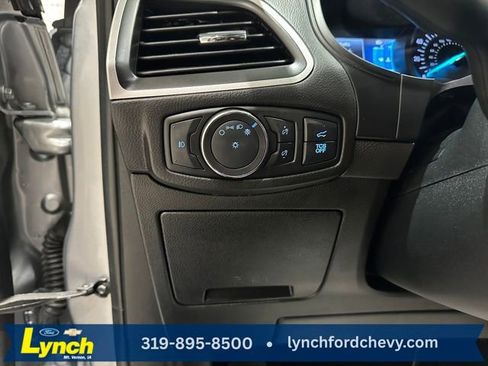 Used 2022 Ford Edge SEL w/ Convenience Package image 17