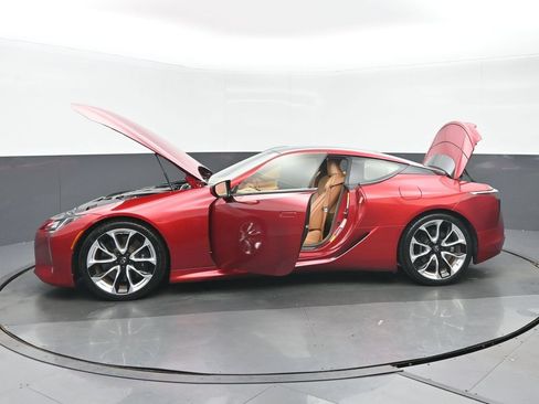Used 2018 Lexus LC 500 Coupe w/ Performance Package RWD image 35