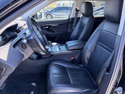 Used 2020 Land Rover Range Rover Evoque S image 17