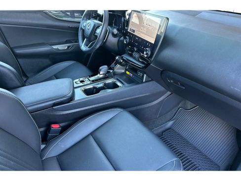 Used 2024 Lexus NX 350 AWD w/ Vision Package image 18