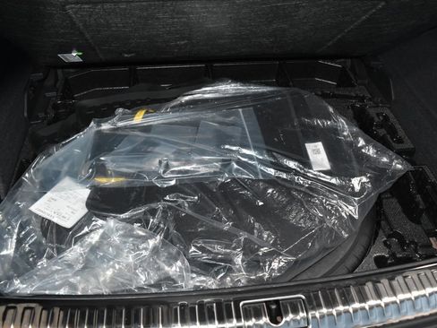 Certified 2025 Audi Q3 2.0T Premium Plus w/ Premium Plus Package image 34