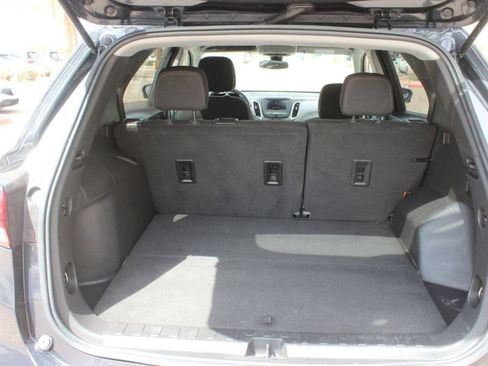 Used 2023 Chevrolet Equinox LT FWD image 6