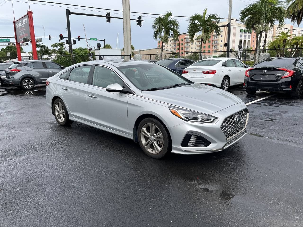 Used 2019 Hyundai Sonata Limited FWD image 1